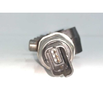 Recambio de rampa inyectora para ford c-max trend referencia OEM IAM 9685297580 112413637 