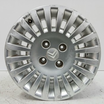 LLANTA 5402F7 6JX15CH4 ET27 4H 4X108