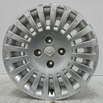 LLANTA 5402F7 6JX15CH4 ET27 4H 4X108