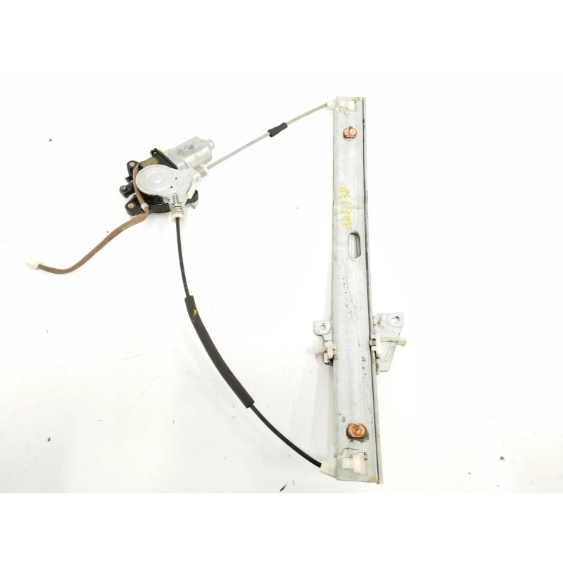 Recambio de elevalunas delantero derecho para mazda premacy (cp) 1.9 16v cat referencia OEM IAM 8621003882 CM010410D Recambio de elevalunas delantero derecho para mazda premacy (cp) 1.9 16v cat referencia OEM IAM 8621003882 CM010410D