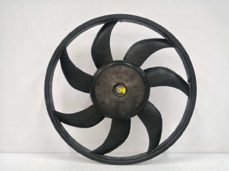 Recambio de electroventilador para smart fortwo coupe 1.0 cat referencia OEM IAM 993435Q H8399 