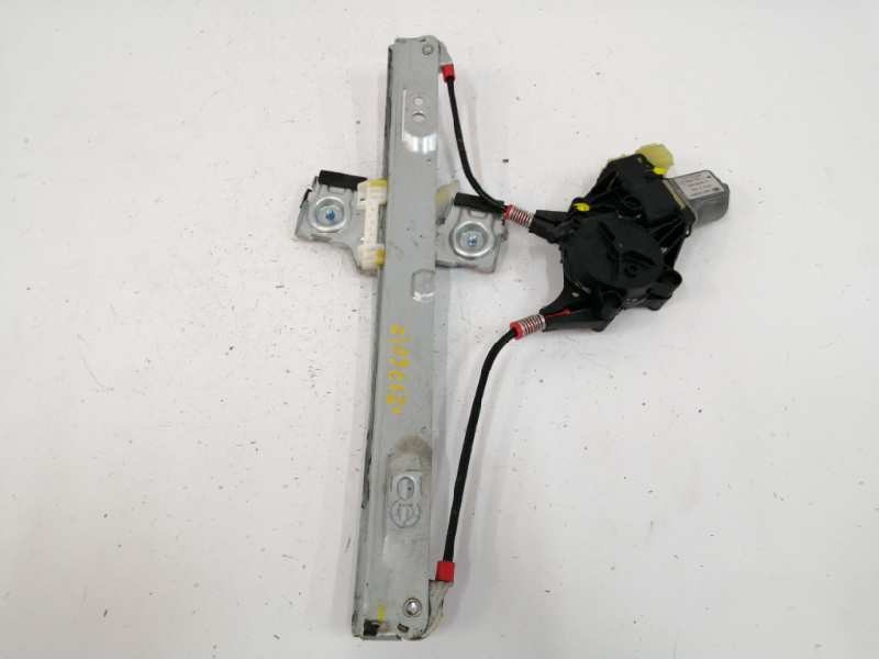 Recambio de elevalunas delantero izquierdo para ford fiesta (cb1) 1.4 16v cat referencia OEM IAM FUNDA 8A6114A389B 