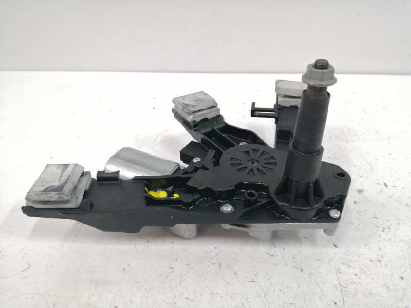Recambio de motor limpia trasero para peugeot 308 sw 1.2 12v e-thp referencia OEM IAM 9819523180 0390205010 Recambio de motor limpia trasero para peugeot 308 sw 1.2 12v e-thp referencia OEM IAM 9819523180 0390205010