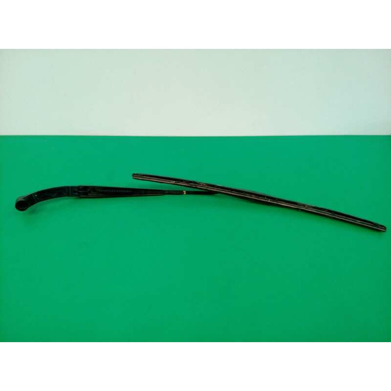 BRAZO LIMPIA DELANTERO IZQUIERDO
