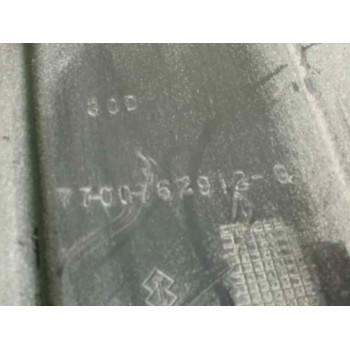 Recambio de paragolpes trasero para renault 21 berlina (b/l48) 2.1 diesel referencia OEM IAM 7700762912  