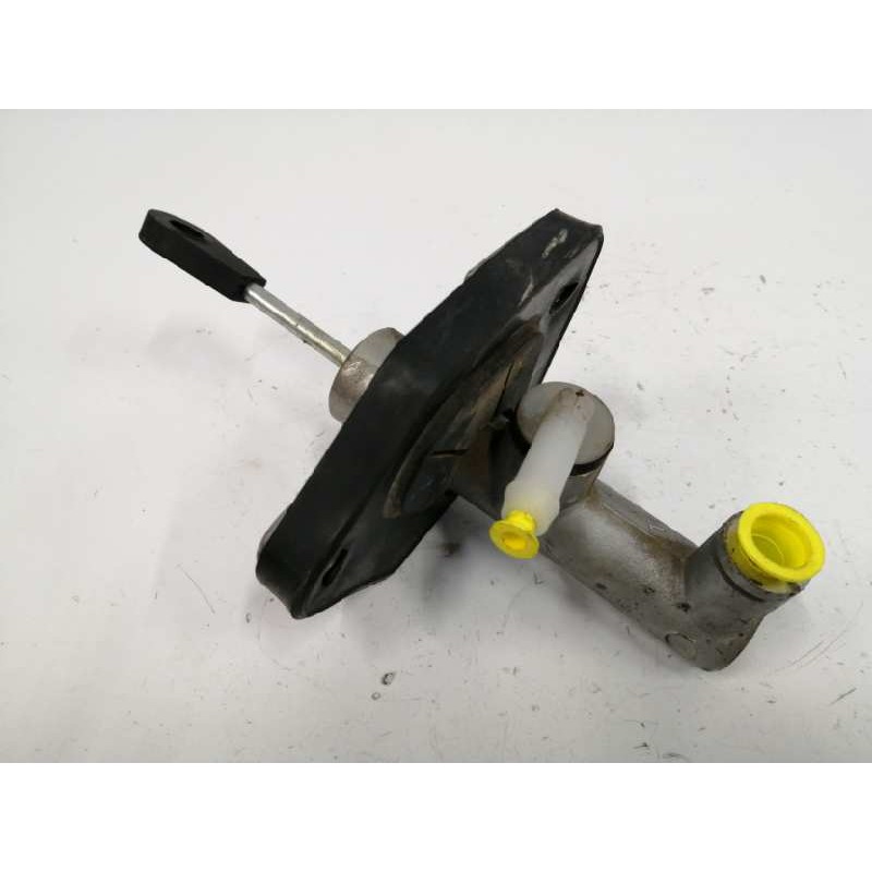 Recambio de bomba embrague para kia sportage 2.0 turbodiesel cat referencia OEM IAM 416052E005  