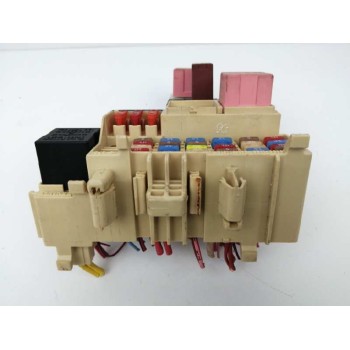 Recambio de caja reles / fusibles para opel movano b pritsche/kipper/koffer caja cerrada l4h1 3,5t referencia OEM IAM 8200574970