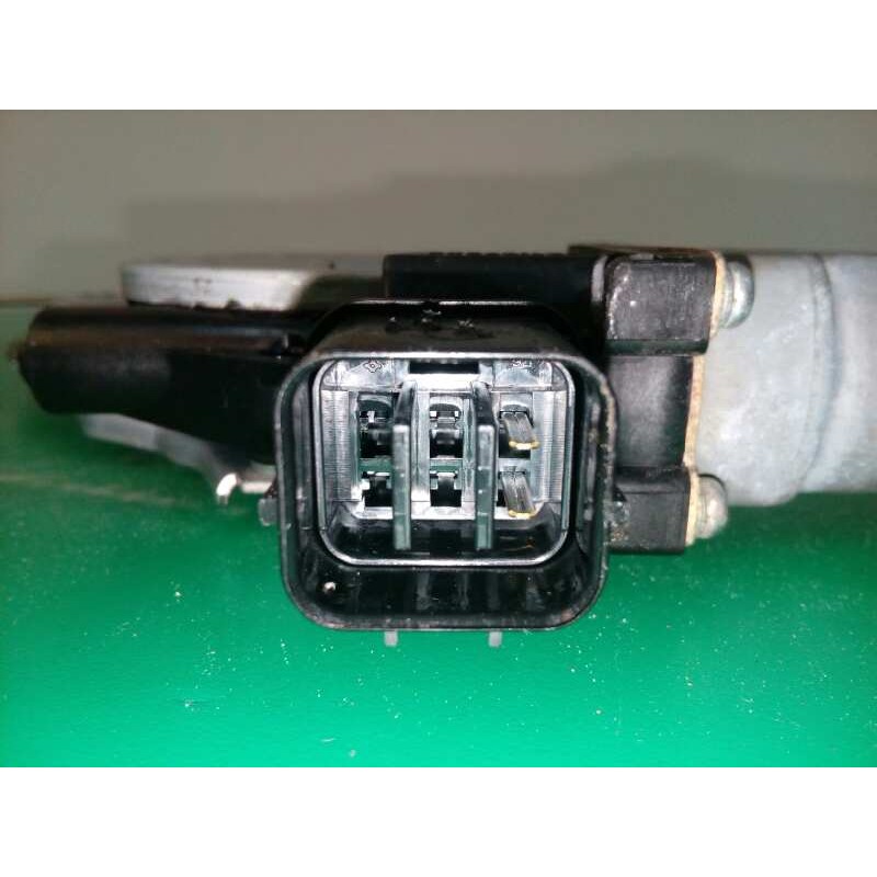 ELEVALUNAS TRASERO DERECHO 5713A257