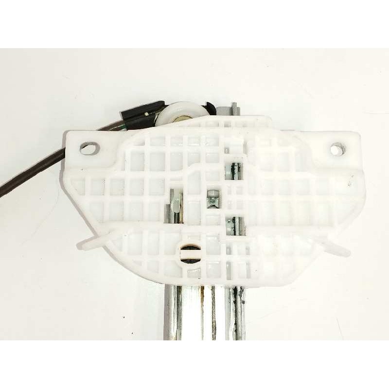 ELEVALUNAS DELANTERO IZQUIERDO