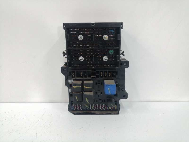 Recambio de caja reles / fusibles para chrysler voyager (gs) 2.5 turbodiesel referencia OEM IAM P04707996AF  
