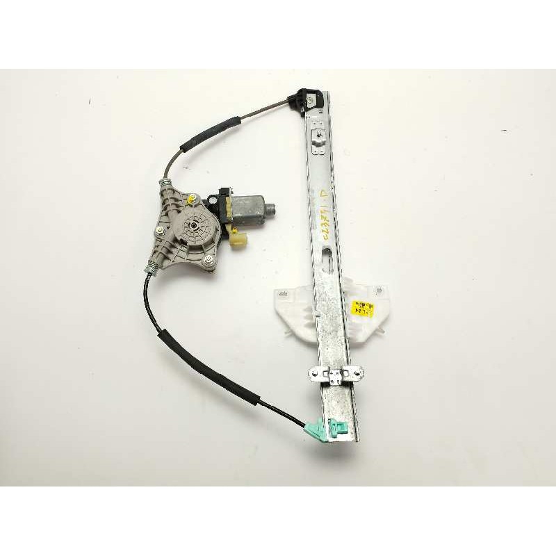 Recambio de elevalunas delantero derecho para kia stonic (ybcuv) 1.2 cat referencia OEM IAM 82402H8100  