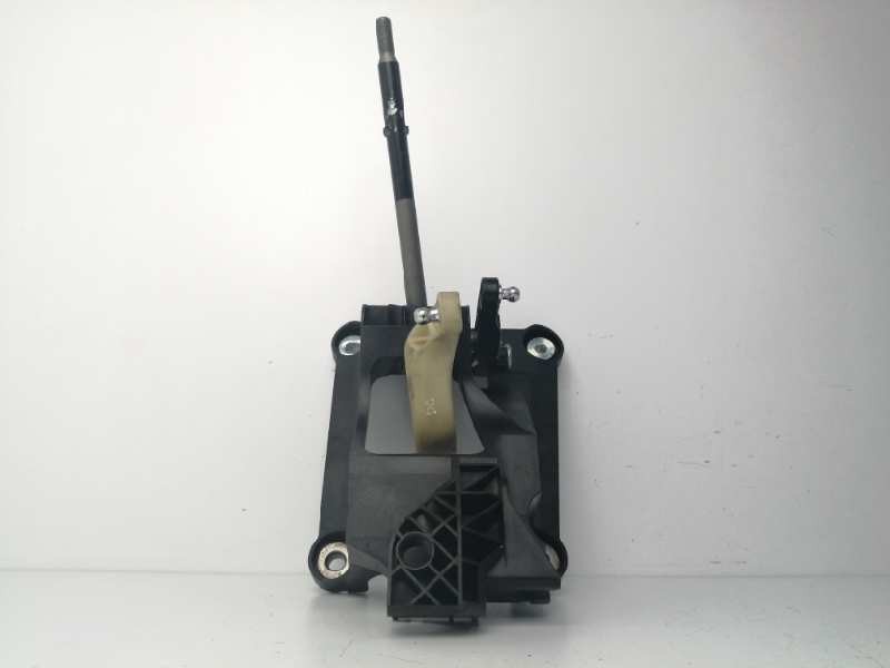 Recambio de palanca cambio para nissan nv 200 (m20) 1.5 dci cat referencia OEM IAM 111191922 527303903 Recambio de palanca cambio para nissan nv 200 (m20) 1.5 dci cat referencia OEM IAM 111191922 527303903