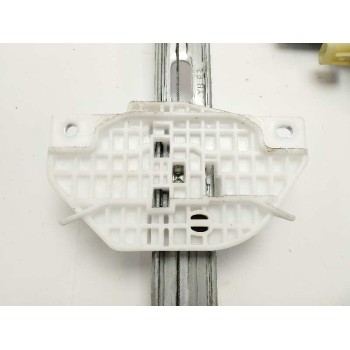 Recambio de elevalunas delantero derecho para kia stonic (ybcuv) 1.2 cat referencia OEM IAM 82402H8100  