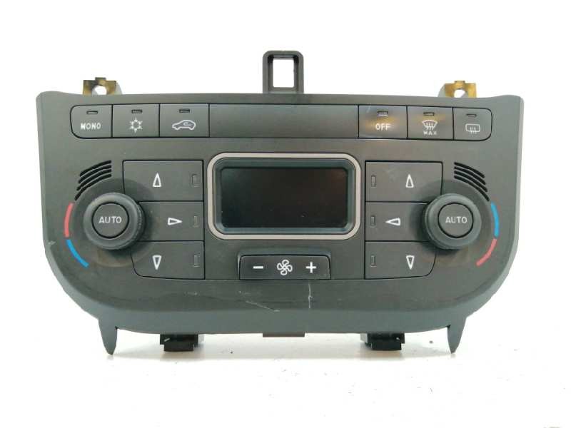 Recambio de mando climatizador para alfa romeo mito (145) 1.3 jtd cat referencia OEM IAM 156088743 OBSERVAR FOTOS Recambio de mando climatizador para alfa romeo mito (145) 1.3 jtd cat referencia OEM IAM 156088743 OBSERVAR FOTOS