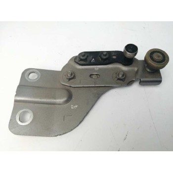 SOPORTE / GUIA PUERTA CORREDERA 82401JX00A SUPERIOR IZQUIERDA 