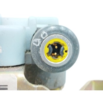 Recambio de cinturon seguridad delantero derecho para kia carnival ii (gq) 2.9 crdi referencia OEM IAM OK53H57731  