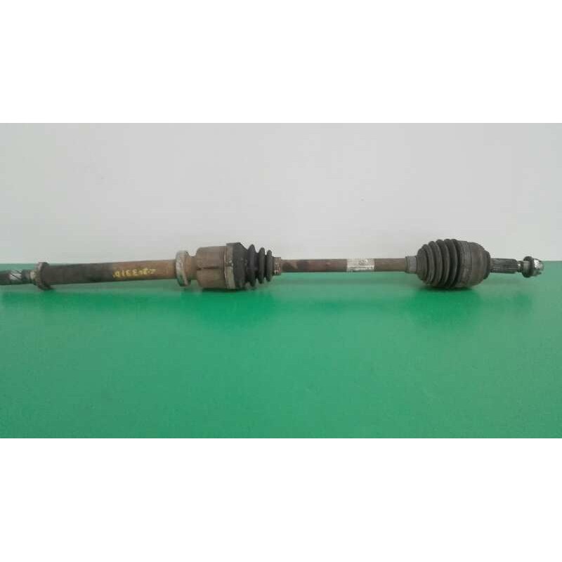 Recambio de transmision delantera derecha para renault clio iii (br0/1, cr0/1) 1.5 dci (br17, cr17) referencia OEM IAM 820105567