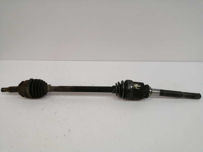 Recambio de transmision delantera derecha para jeep compass 2.4 16v cat referencia OEM IAM P05273468AD  