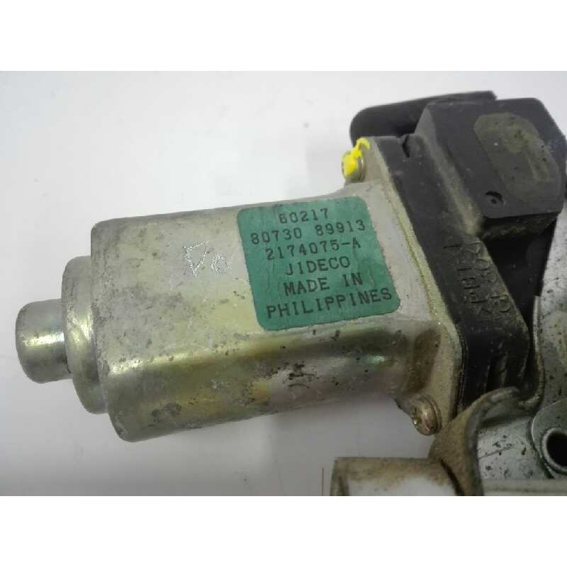 ELEVALUNAS DELANTERO DERECHO 8073089913 CARIBE