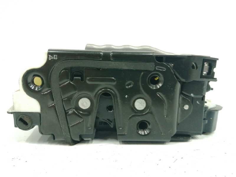Recambio de cerradura puerta delantera derecha para volkswagen polo (6r1) advance referencia OEM IAM 5K1837016D  