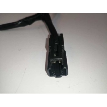 Recambio de enganche cinturon derecho para mitsubishi space star (a00) 1.2 referencia OEM IAM 6173458A DELANTERO 