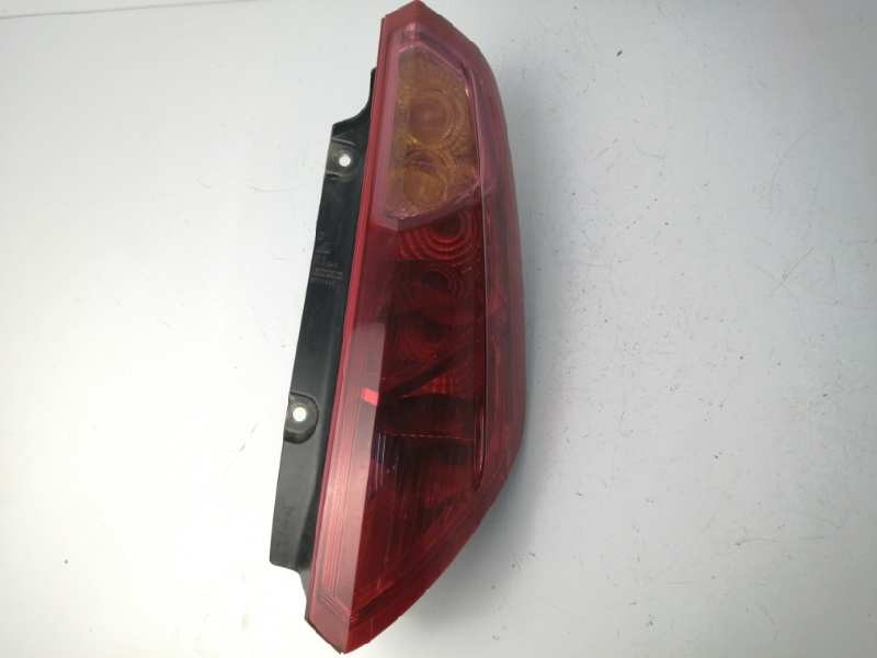 Recambio de piloto trasero derecho para fiat grande punto (199) 1.4 referencia OEM IAM   