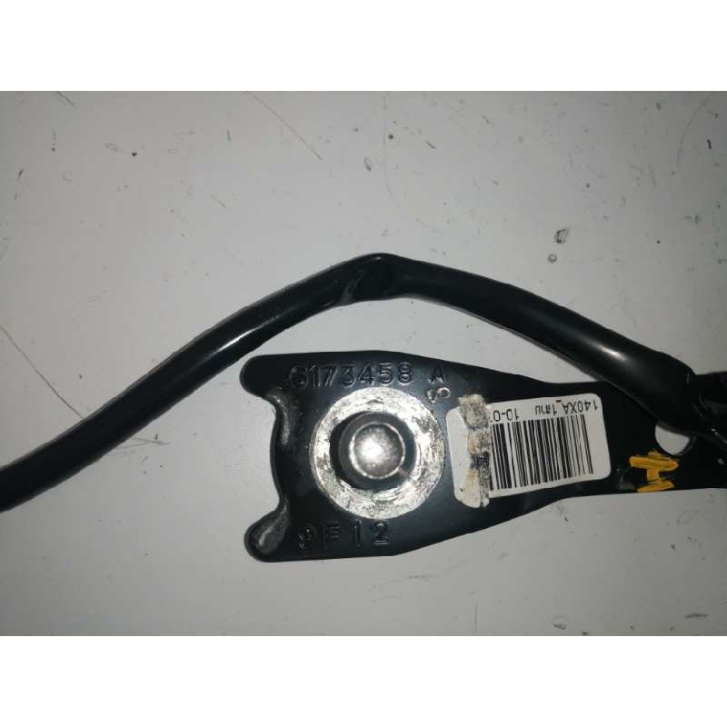 ENGANCHE CINTURON IZQUIERDO DELANTERO