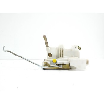 Recambio de cerradura puerta delantera derecha para toyota avensis berlina (t 22) 2.0 turbodiesel cat referencia OEM IAM   