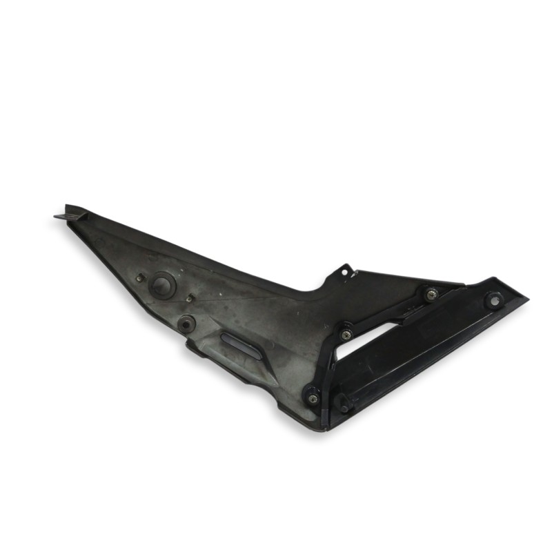 CARENADO TRASERO IZQUIERDO