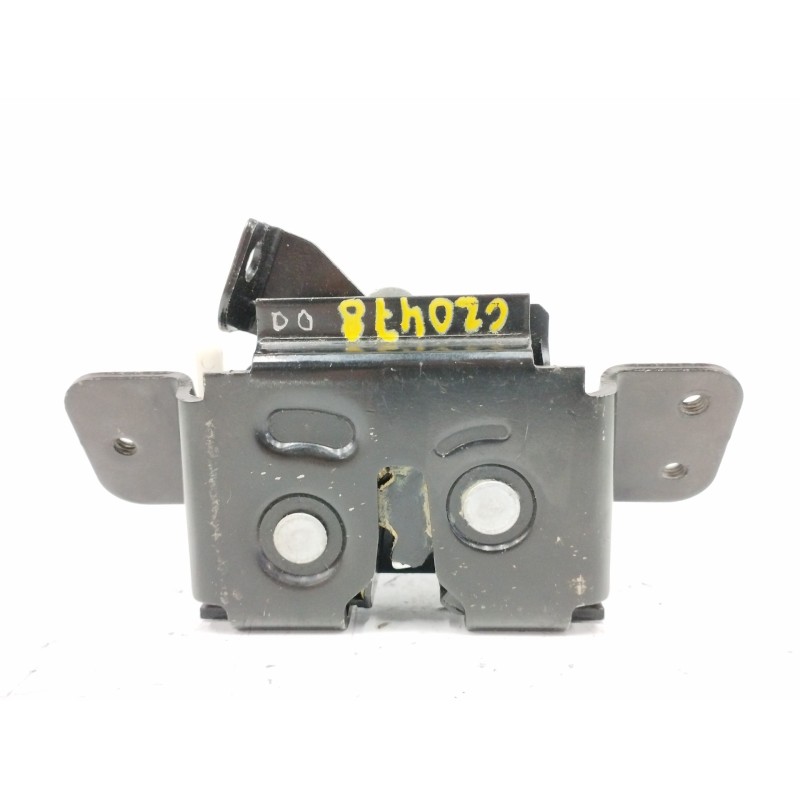 Recambio de cerradura maletero / porton para dodge caliber se referencia OEM IAM 04589176AC  