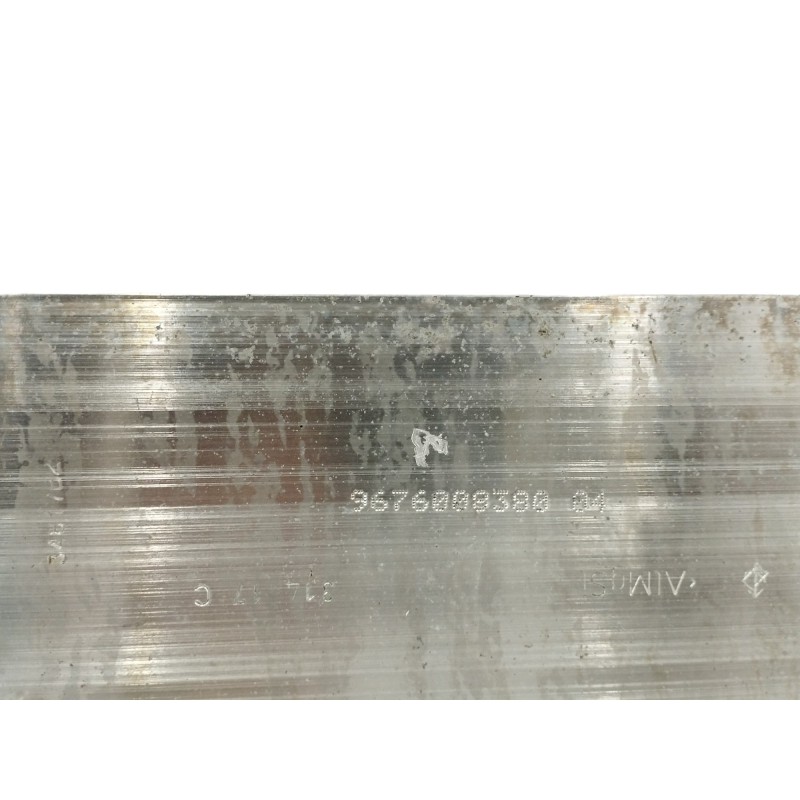 REFUERZO PARAGOLPES DELANTERO