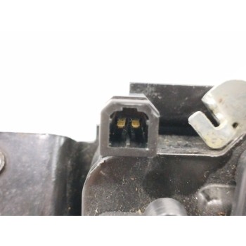 Recambio de cerradura maletero / porton para dodge caliber se referencia OEM IAM 04589176AC  