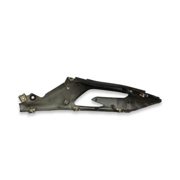 Recambio de carenado para benelli bn 125 bn 125 referencia OEM IAM 65902V02000 TRASERO DERECHO 