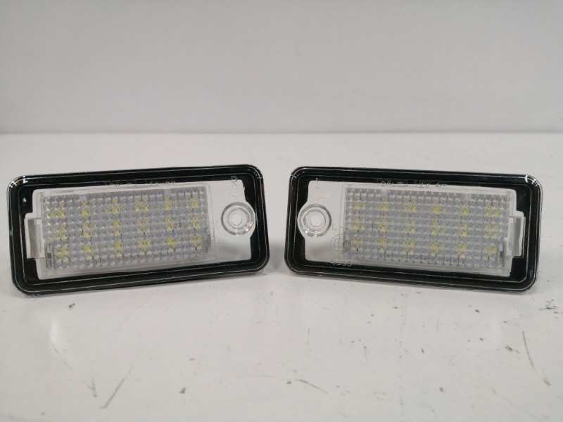 Recambio de piloto matricula para audi a8 (4e2) referencia OEM IAM LDADPA  LED