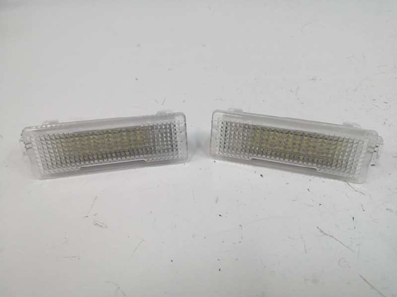 Recambio de piloto matricula para bmw x5 (e70) 3.0d referencia OEM IAM LDDR18W  LED