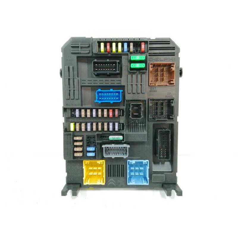 Recambio de caja reles / fusibles para opel corsa f 1.2 referencia OEM IAM 9830707680  