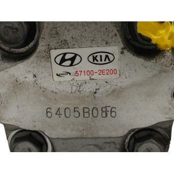 Recambio de bomba direccion para kia sportage 2.0 crdi referencia OEM IAM 571002E200  