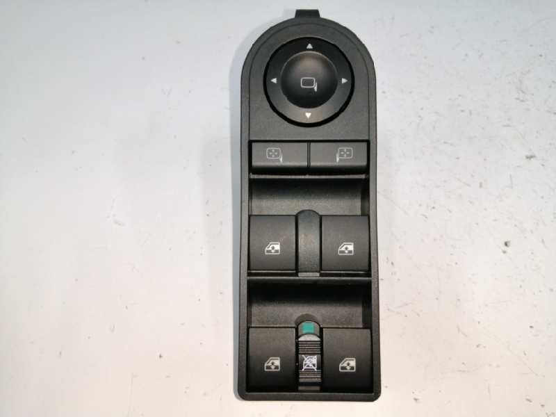 Recambio de mando elevalunas delantero izquierdo para opel astra twin top cosmo referencia OEM IAM 13228877  
