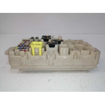 Recambio de caja reles / fusibles para mitsubishi space star (a00) 1.2 referencia OEM IAM   