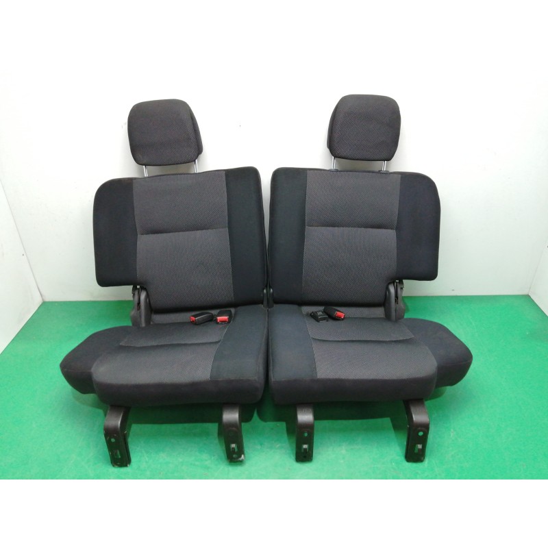 Recambio de asientos traseros para nissan terrano/terrano.ii (r20) 2.7 turbodiesel referencia OEM IAM   