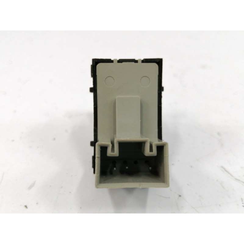 MANDO ELEVALUNAS DELANTERO DERECHO