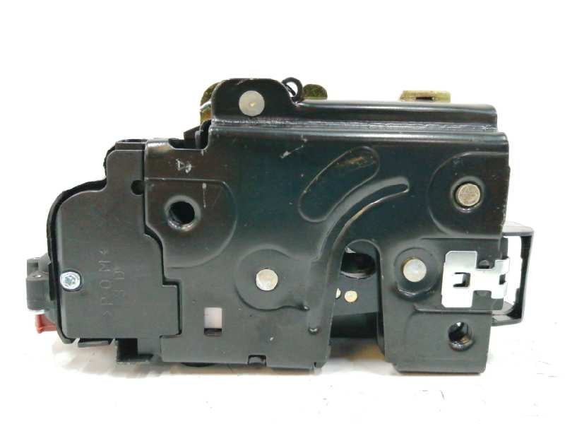 Recambio de cerradura puerta trasera derecha para skoda octavia berlina (1z3) trend referencia OEM IAM 7L0839016  