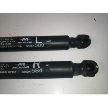 Recambio de amortiguadores maletero / porton para mitsubishi space star (a00) 1.2 referencia OEM IAM 5802A583 5802A584 