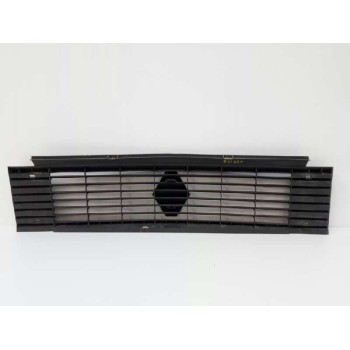 Recambio de rejilla delantera para renault b 90 - 35 / 50 / 60 fpr (modelo b 90-35) 71 kw cabina individual referencia OEM IAM 7