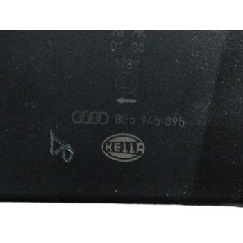 Recambio de piloto trasero izquierdo para audi a4 berlina (8e) 2.0 16v tfsi referencia OEM IAM 8E5945095  