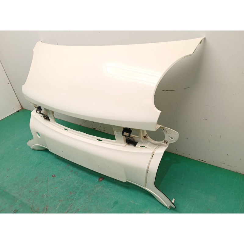 PARAGOLPES DELANTERO