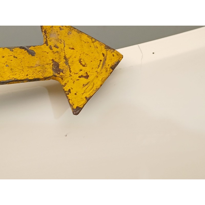 PARAGOLPES DELANTERO