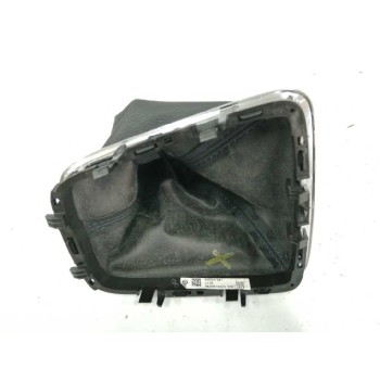 Recambio de guarnecidos palanca cambio para opel corsa f 1.2 referencia OEM IAM 565537081  