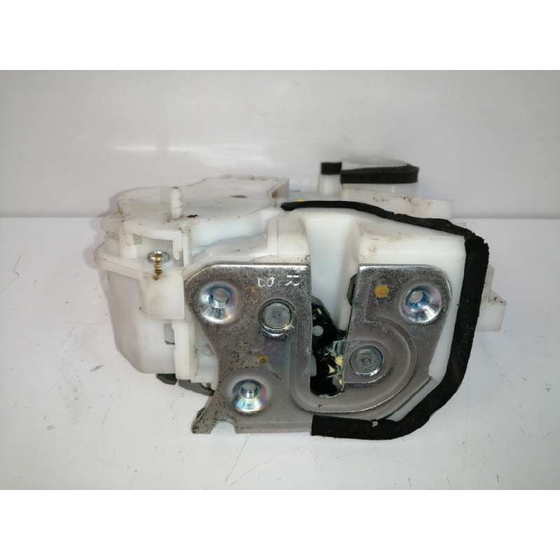 CERRADURA PUERTA TRASERA DERECHA