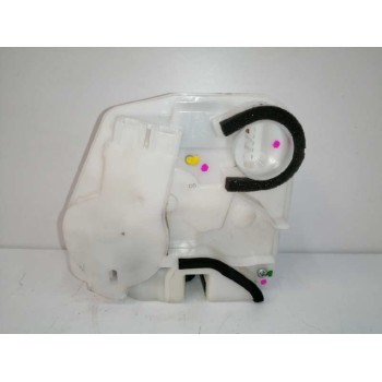 CERRADURA PUERTA DELANTERA DERECHA 5715A666S 